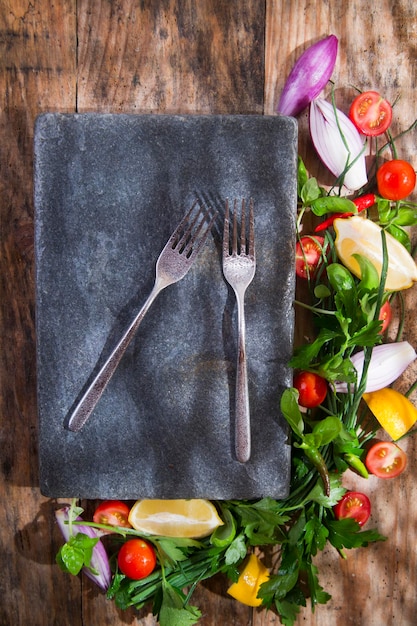 Zestaw naczyń i sztućców